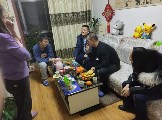 kok(中国)体育官方网站
产业开发板块深入开展员工家访活动(图2)