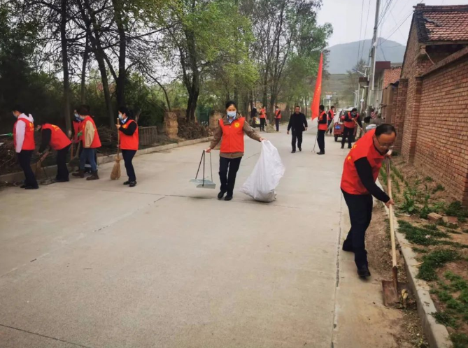 筑起安全墙 照亮乡村路——kok(中国)体育官方网站
鼎力支持包抓共建村社文明创建工作(图8)