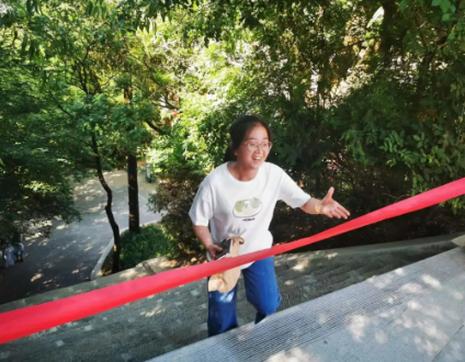 助力文旅市场 展示产投风采——kok(中国)体育官方网站
组织开展员工登山比赛活动(图10)